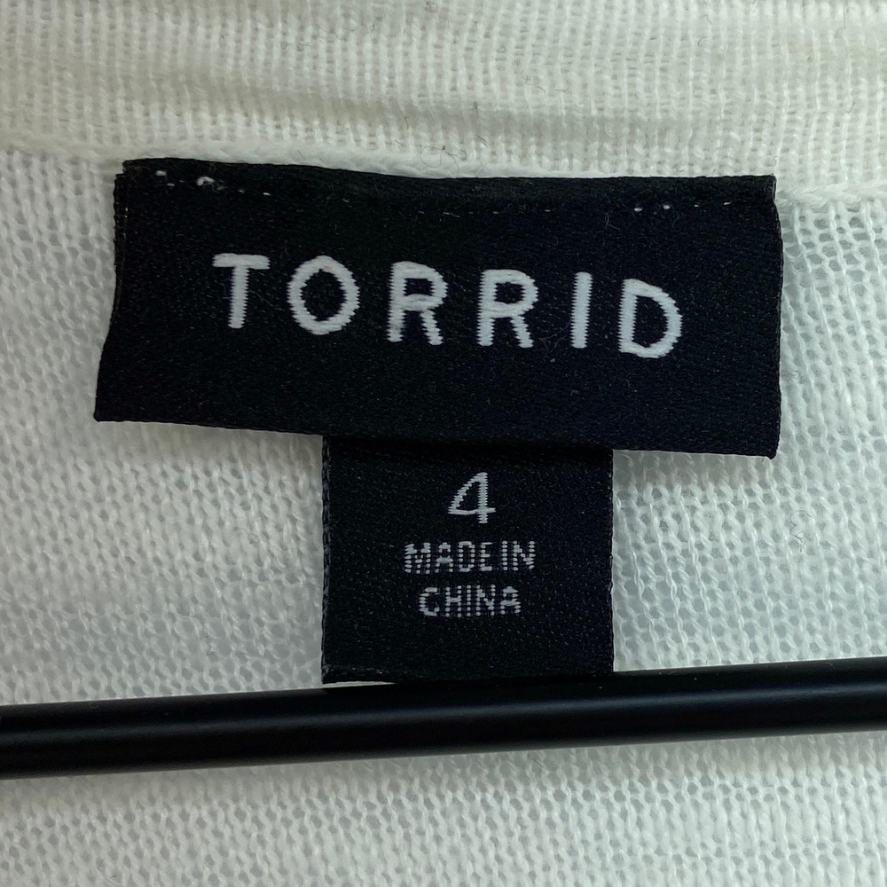 Torrid Button Front Cardigan Sweater White Red Skull Crossbones Womens Plus 4 4X - Picture 7 of 11
